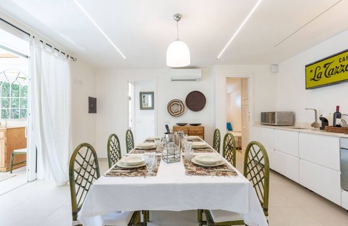 Torre delle Stelle Villa | Stunning villa with infinity pool, only 5 minute walk from the beach
