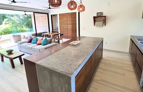 La Veleta Condo | Italian-Design Jungle Condo in Veleta with terrace. Perfect spot to stay!