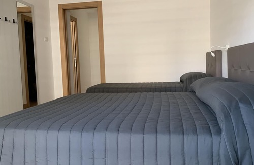 San Giacomo Filippo Apartment | Italian-Swiss Deluxe Two-Room Apartment