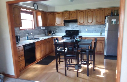Groton House | ITHACA AREA RETREAT, RELAX GREAT HOUSE IN THE HEART OF THE FINGER LAKES!
