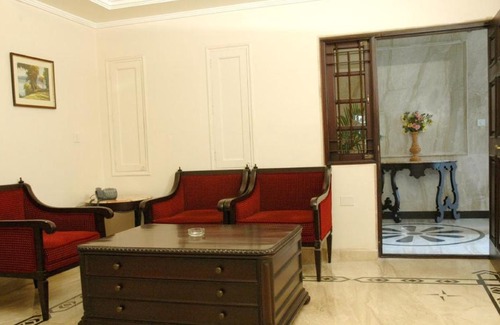 Cooke Town Hotel | ITIS Suites