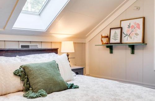 Franklin House | Its a Cabin Life 4 bed 2 bath