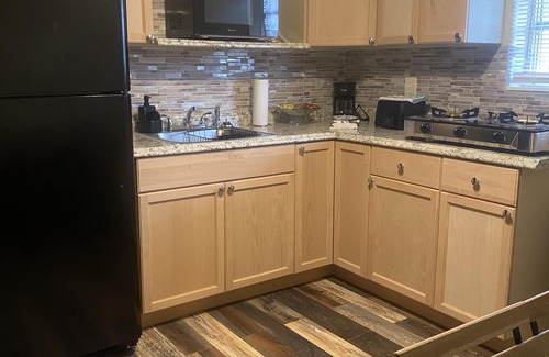 Miramar Apartment | it’s a very peaceful and quiet place, it has its own backyard!