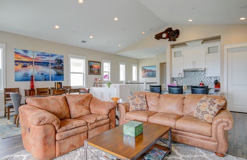 Sand City House | It’s time to book your Spring & Summer Travel!
