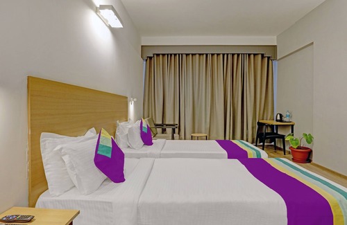 Lakdi Ka Pul Hotel | Itsy By Treebo - Vashistha