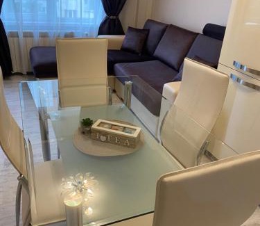 g.k. Vazhrazhdane Apartment | Iva Luxury Apartament