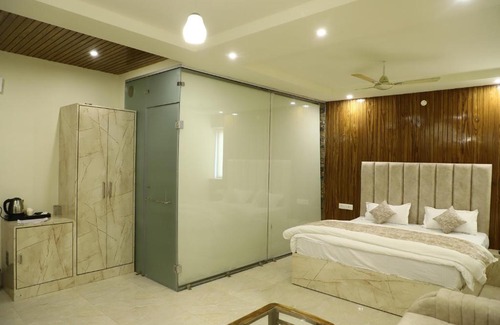 Kharar Hotel | Ivory Hotel Mohali