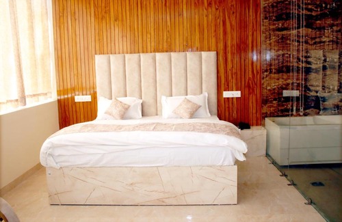 Kharar Hotel | Ivory Hotel Mohali