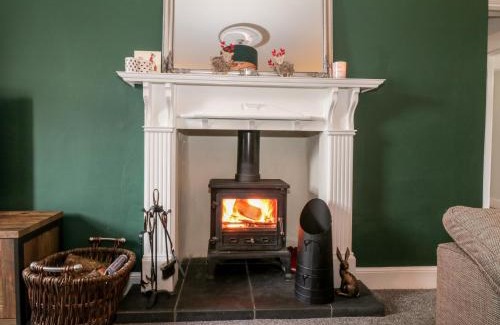 Thornhill House | Ivy Bank