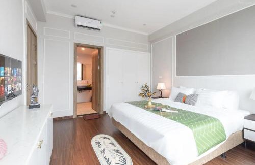 Van Mieu Apartment | IVY Hotel - by BAY LUXURY