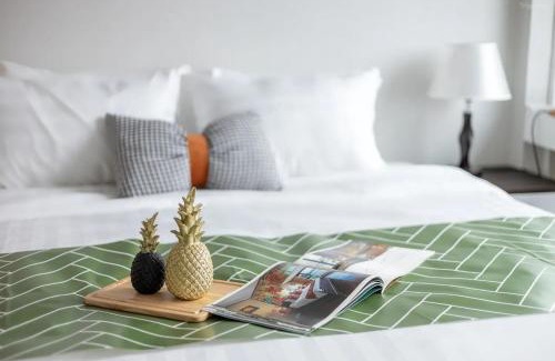 Van Mieu Apartment | IVY Hotel - by BAY LUXURY