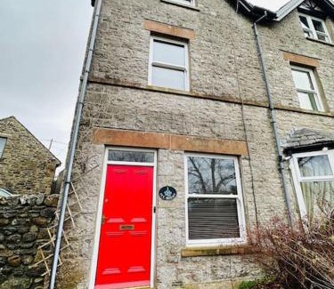 Ingleton House | Ivy Mount - Your gateway to the Yorkshire 3 Peaks