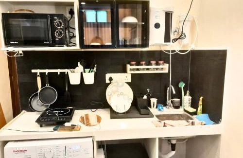 Mumbai Apartment | Ivy Splendour Private Studio A, Oshiwara