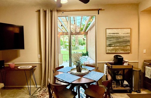 Indian Wells Condo | IW 1 Bedroom Condo, Awesome Patio with Pool and Mountain Views