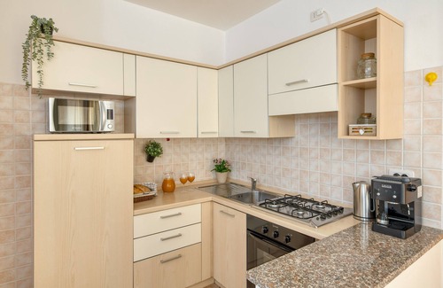 Pula Apartment | IzzHome Everyway