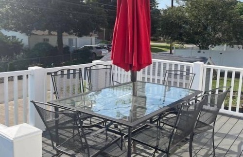 Elizabethtown House | J Bird Cottage -Downtown E-town