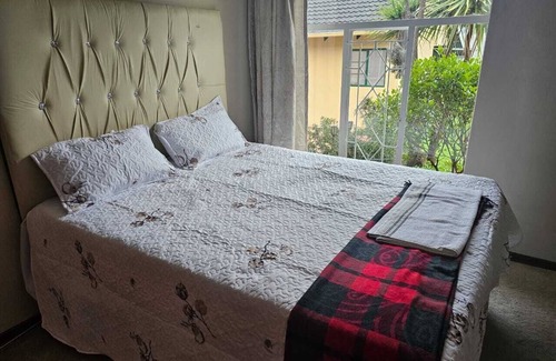 Greater Johannesburg Metropolitan Area House | J&M GUEST HOUSE