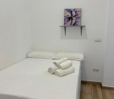 Pedro Salvador - Las Palmeritas Apartment | J&N Apartament La Palmera 2