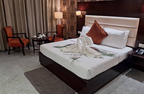 Pilibhit Hotel | J P HOTEL AND WEDDING SQUARE