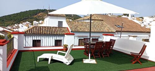 Prado del Rey House | Jacaranda