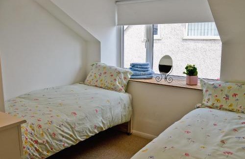 Baycliff House | Jackdaw Cottage