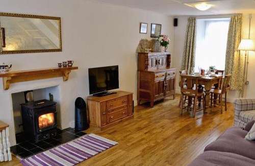 Baycliff House | Jackdaw Cottage