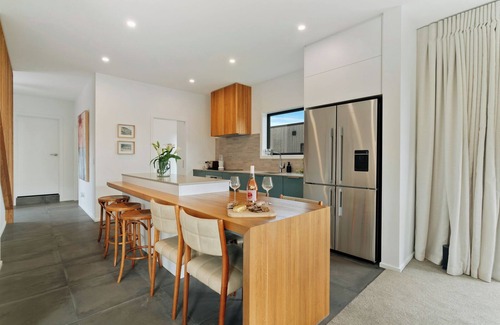 Kawarau Falls House | Jacks Point Family Retreat - Jacks Point Home