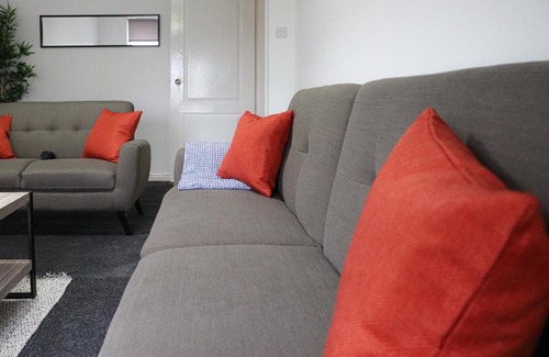 Coatbridge House | Jackson Apartment