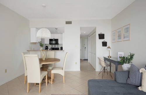 Jacksonville Beach Condo | Jacksonville Sea Spray 2B