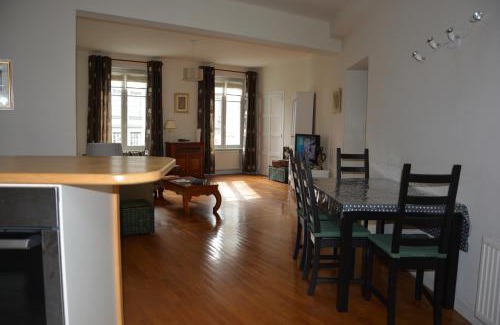 Intra Muros Apartment | Jacques MELCHIOR meublé de tourisme 3 étoiles Intra Muros