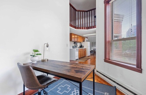 Madison Apartment | Jacuzzi 1BR loft w/den/office-open concept