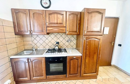 Montefiascone Villa | Jacuzzi and pool - Fabulous villa in Umbria - sleeps 24 - Bolsena Lake views
