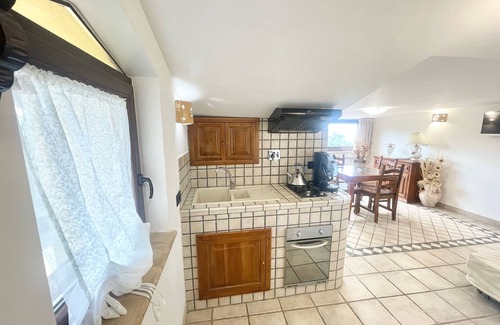 Montefiascone Villa | Jacuzzi and pool - Fabulous villa in Umbria - sleeps 24 - Bolsena Lake views