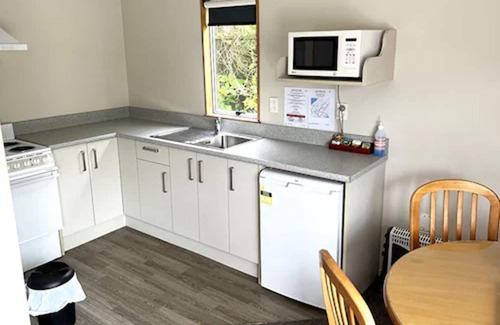 Hokitika Hotel | Jade Court Motor Lodge