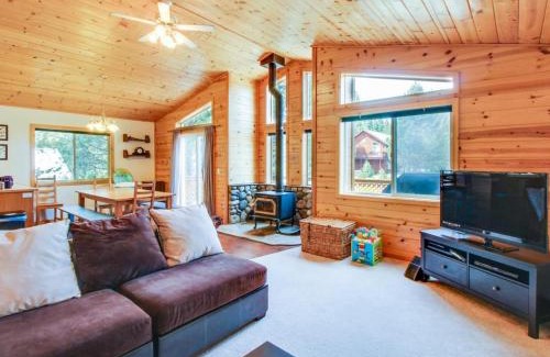 Truckee House | Jade House