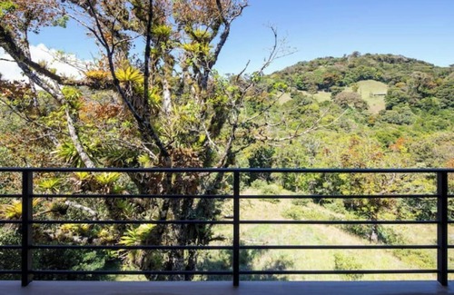 Monteverde House | Jaguar House