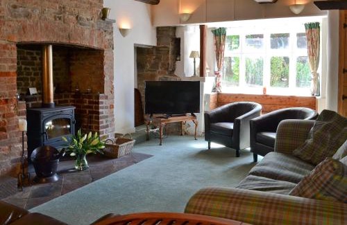 Stratton House | Jalna