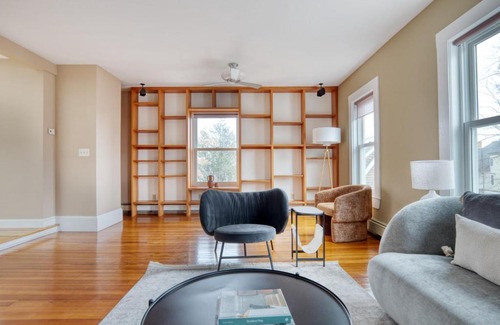 Jamaica Plain Apartment | Jamaica Plain 3br w wd nr Olmstead Park BOS-831