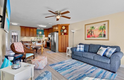 Siesta Key Condo | Jamaica Royale 108 Garden View!
