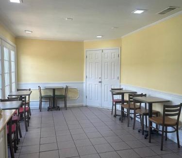 Winder Hotel | Jameson Inn Winder