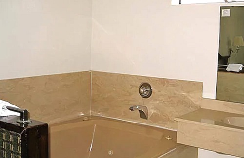 Jamestown Hotel | Jamestown Railtown Motel