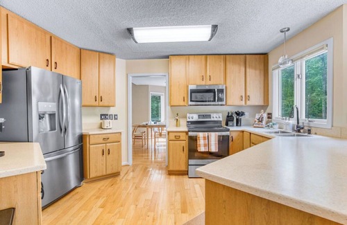 Jamestown House | Jamestown Retreat with Hot Tub & More
