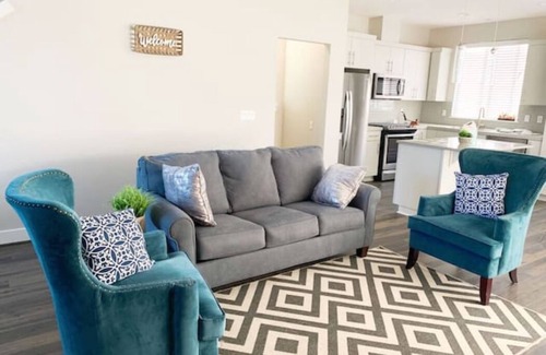Greenway House | Jan-Mar, 30% Monthly Discount/Modern 4B/3.5B House
