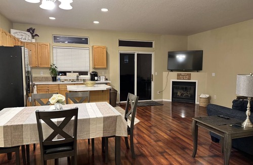 Aloha House | Jan-Mar, 30% Monthly Discount/Modern 3B/2.5BA House
