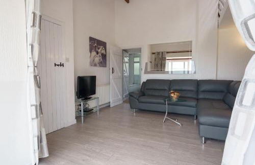 Thornhill House | Jane Welsh Cottage