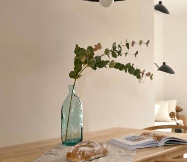 Oxford Apartment | JAPANDI CHIC 1BR Bright Functional Designer Flat