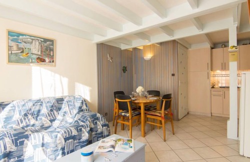 Saint-Georges-de-Didonne House | Jardins de l'Océan by Interhome