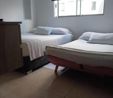 Cartagena District House | Jardin imperial, habitaciones para tu disfrute y descanso en apto familiar