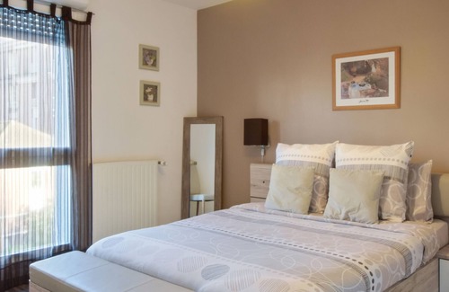 Centre Ville Rive Gauche Apartment | Jasmin De Centrale Square