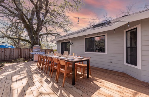 Bennett Valley Homeowners Association House | Jasmine by AvantStay | Entertainers Paradise w/Hot Tub,Pool Table & Large Patio